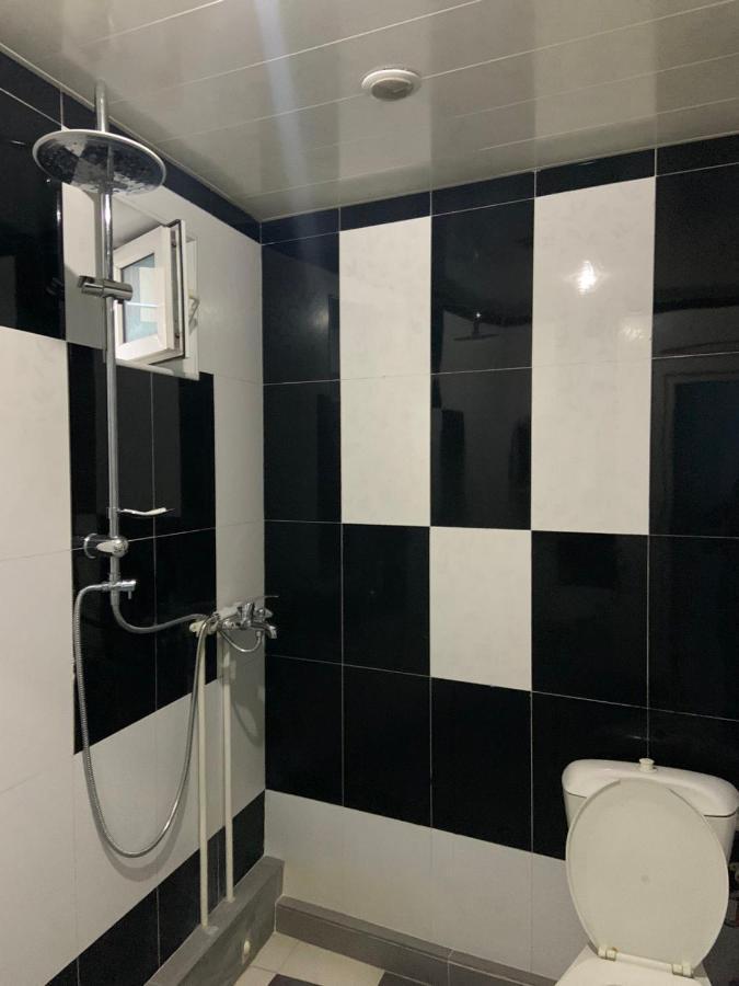 יירבאן Tnak Hotel מראה חיצוני תמונה