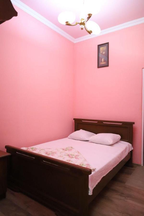 יירבאן Tnak Hotel מראה חיצוני תמונה